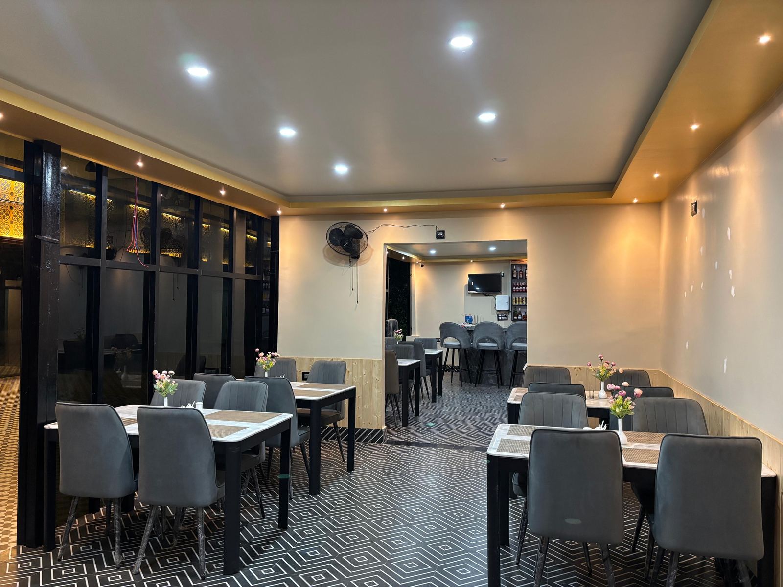 Anaya Regency restaurant and food photo 1 of 8